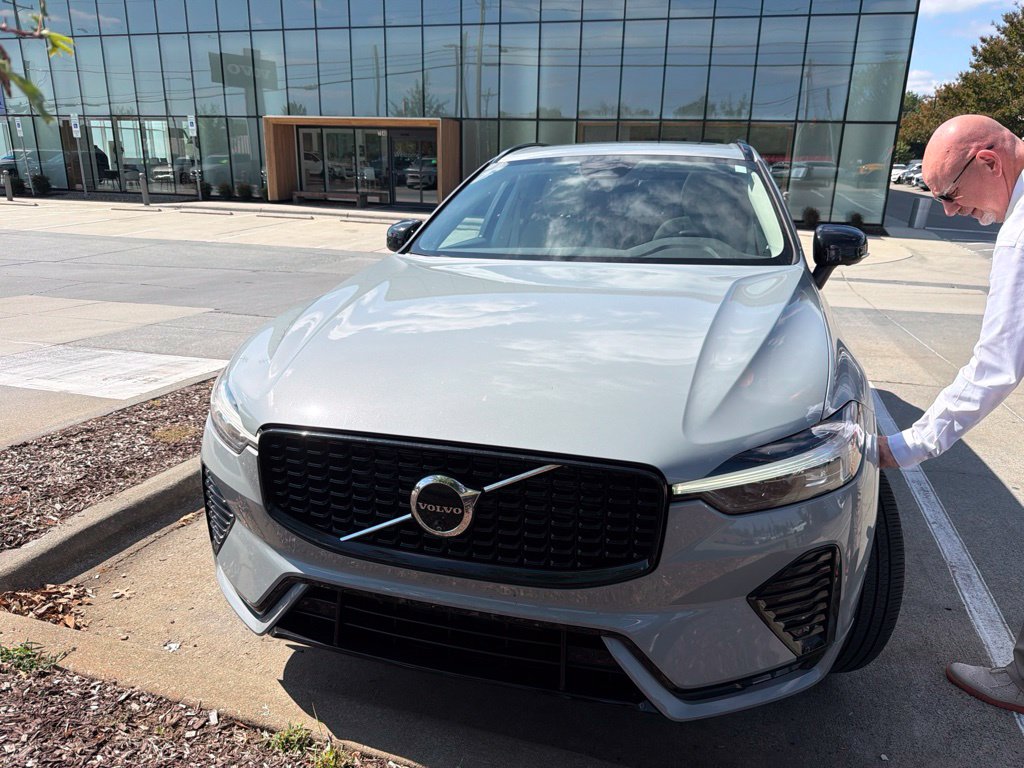 Used 2024 Volvo XC60 B5 Plus Dark SUV