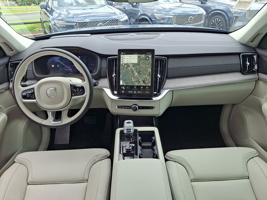 New 2026 Volvo XC90 plug-in hybrid T8 Ultra 7-Seater SUV