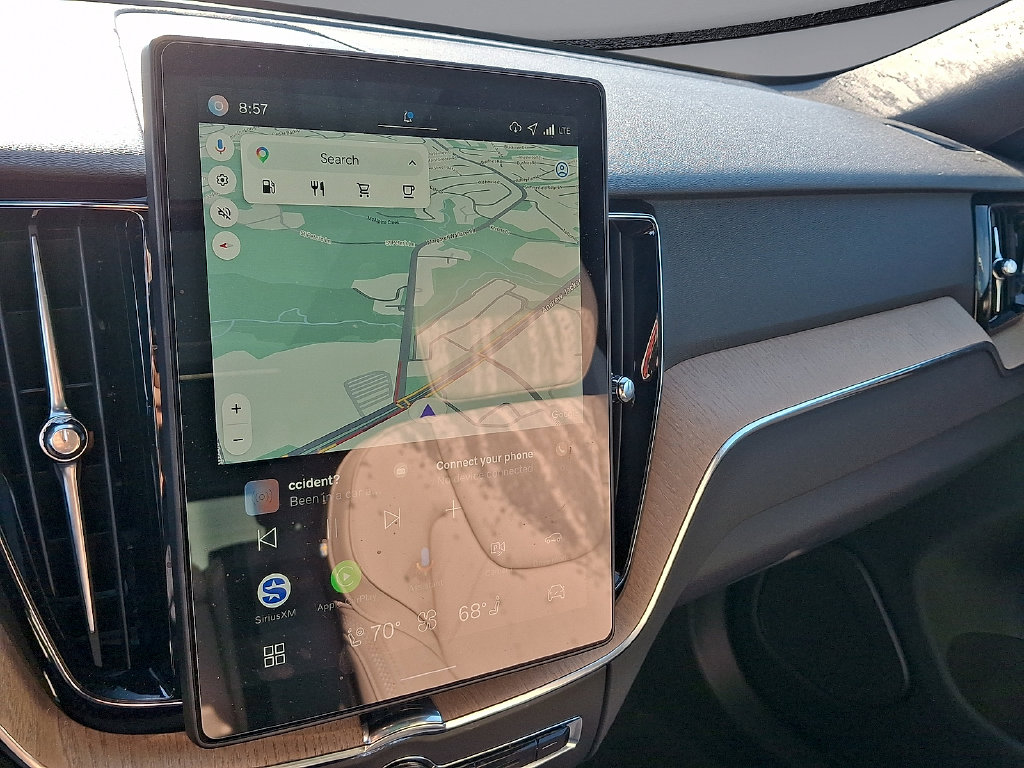 2026 Volvo XC60 Plus - Photo 22