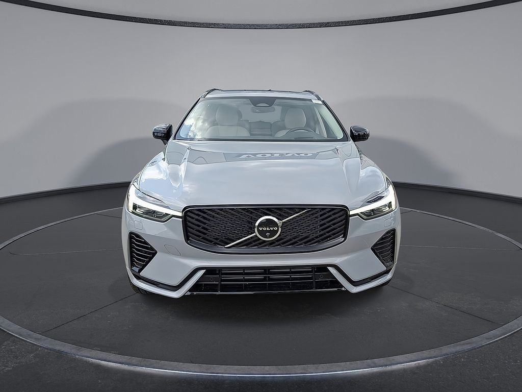 New 2026 Volvo XC60 plug-in hybrid T8 Ultra SUV