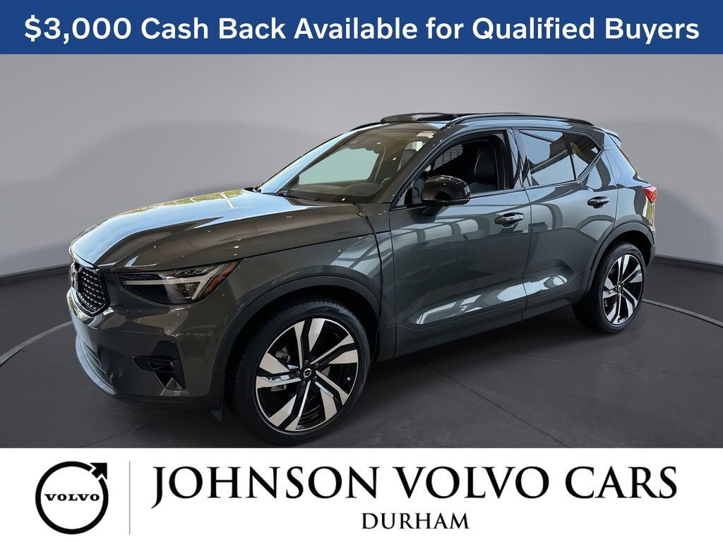 New 2026 Volvo XC40 B5 Plus SUV