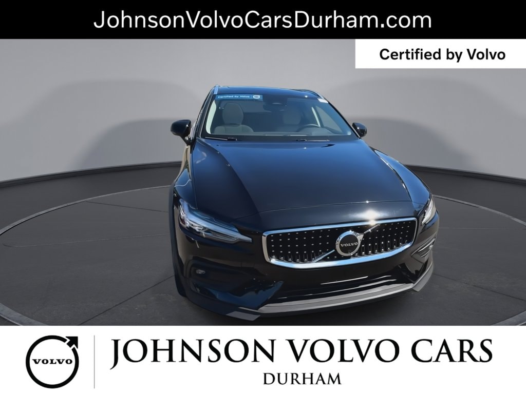 Certified 2025 Volvo V60 Cross Country B5 Plus Wagon