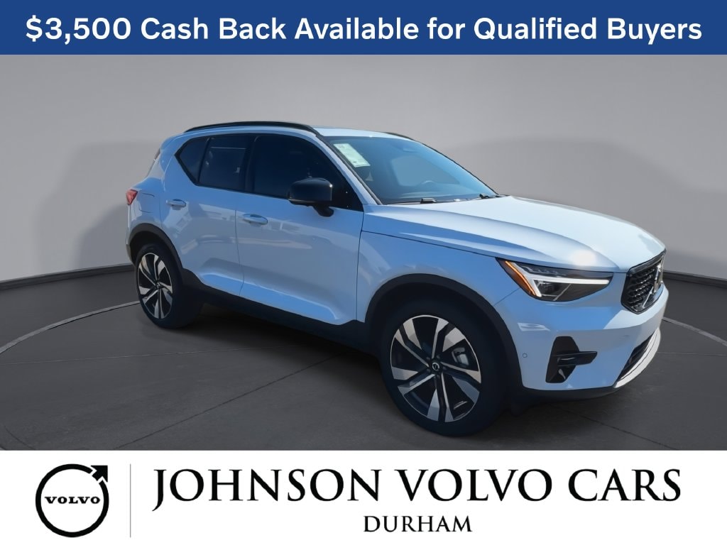 New 2026 Volvo XC40 B5 Ultra SUV