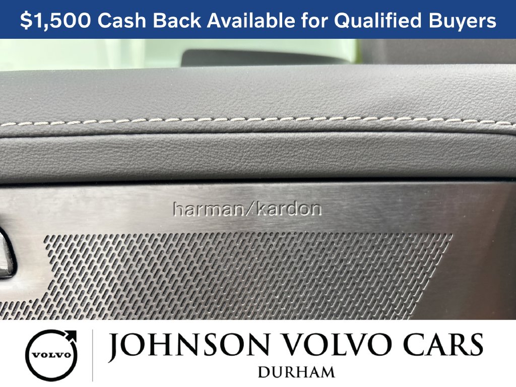 2026 Volvo XC90 Plus - Photo 18