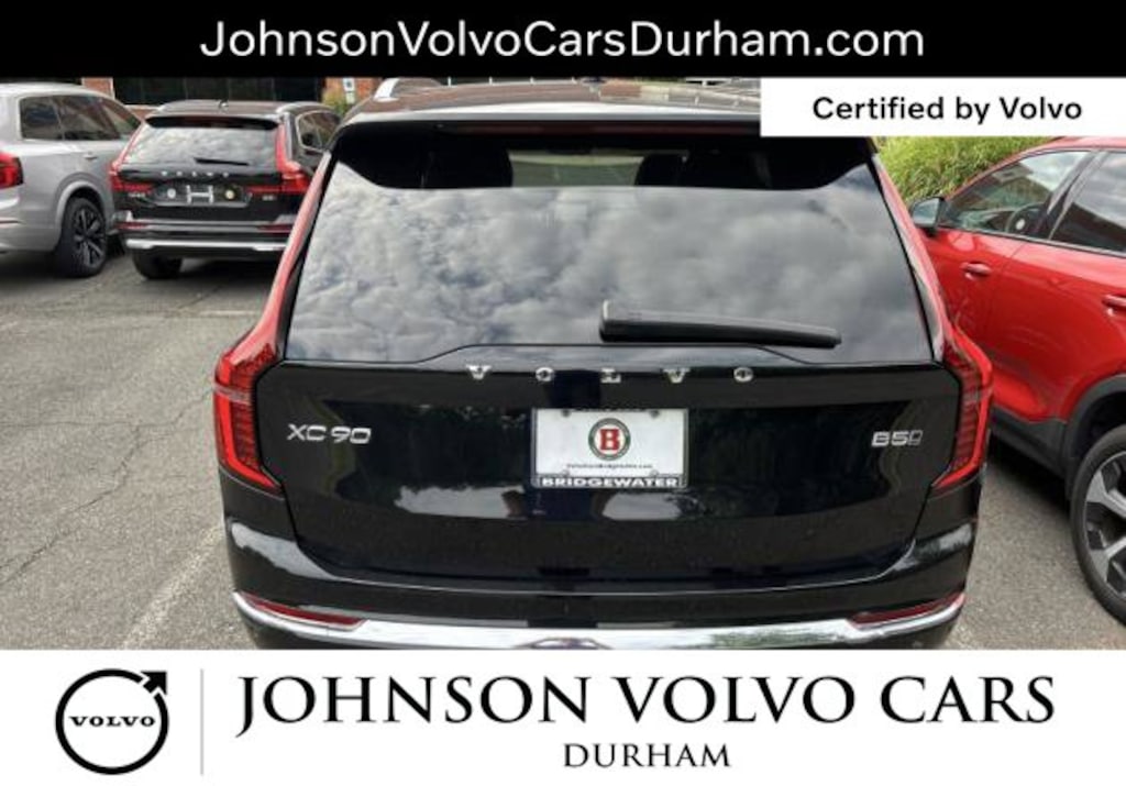 Certified 2025 Volvo XC90 B5 Core SUV