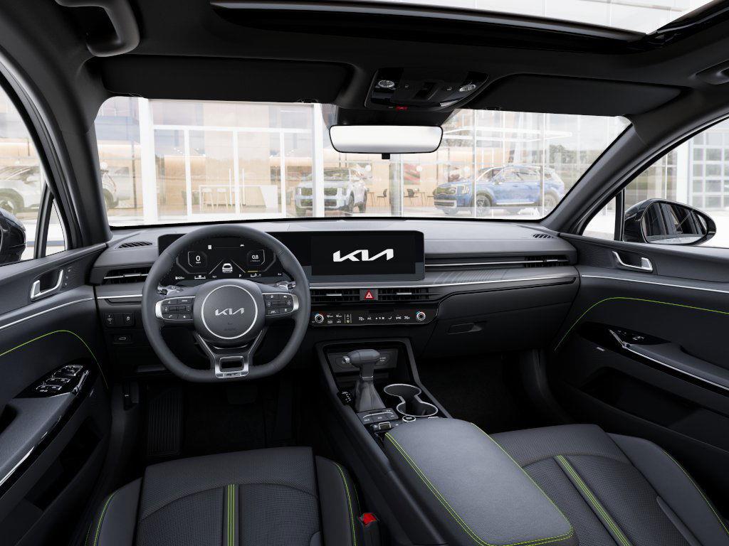 2026 Kia K5 GT - Photo 14