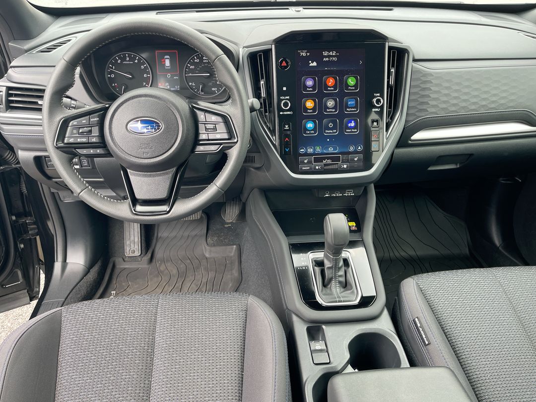 2025 Subaru Forester Premium - Photo 10