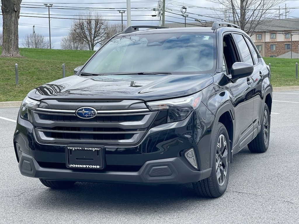 Used 2025 Subaru Forester Premium SUV