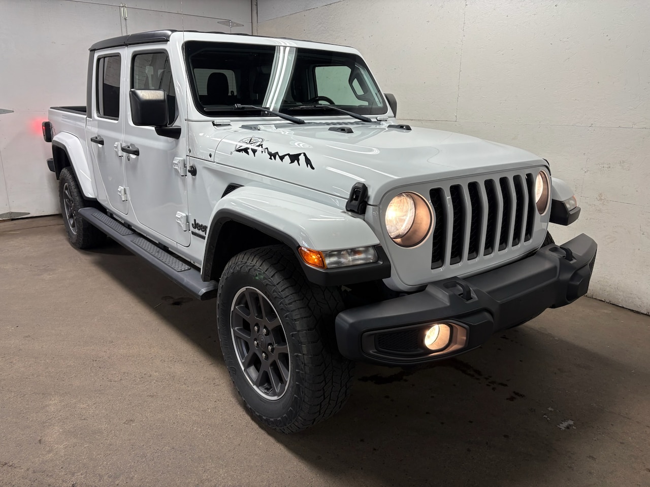 2021 Jeep Gladiator