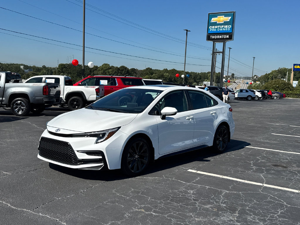 Used 2025 Toyota Corolla SE Sedan