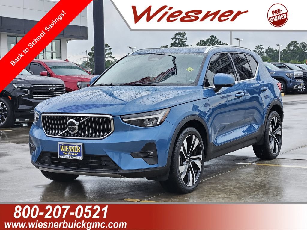 2023 Volvo XC40