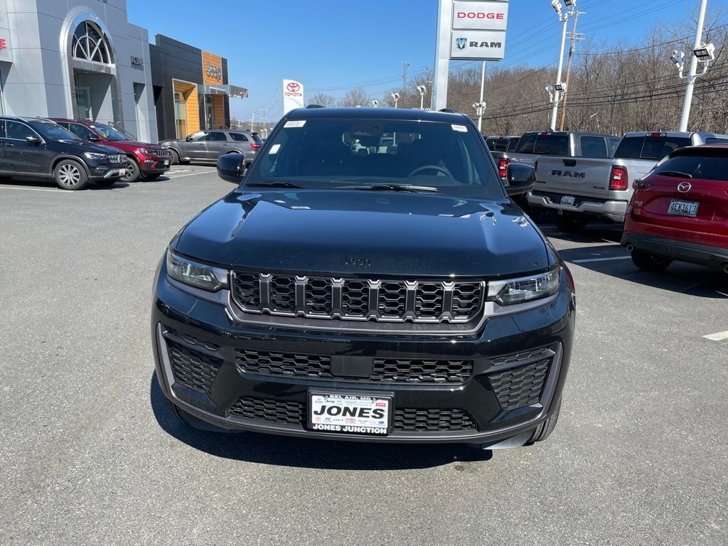 New 2026 Jeep Grand Cherokee Altitude Sport Utility