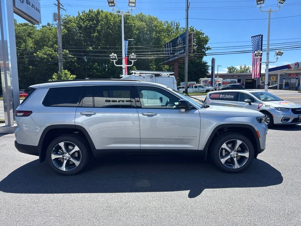 New 2026 Jeep Grand Cherokee L LIMITED 4X4 Sport Utility