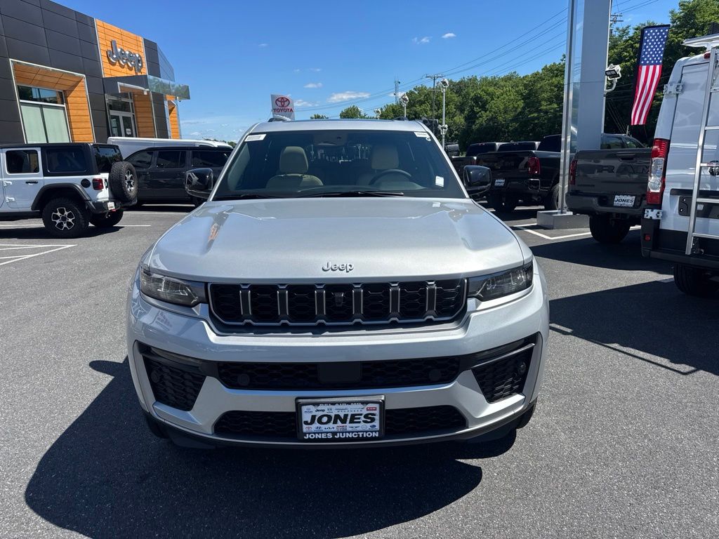 New 2026 Jeep Grand Cherokee L LIMITED 4X4 Sport Utility