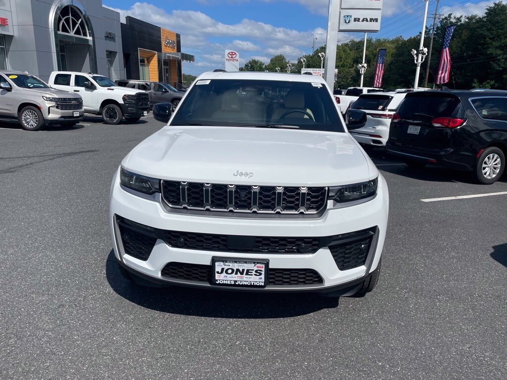 New 2027 Jeep Grand Cherokee Limited Sport Utility