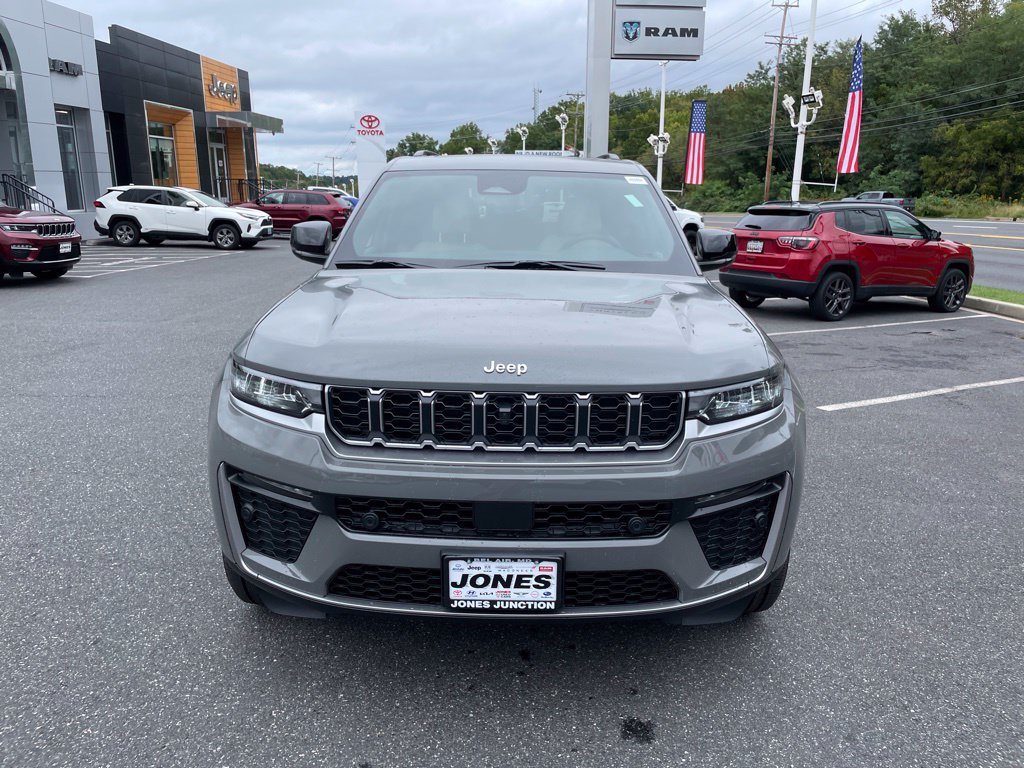New 2027 Jeep Grand Cherokee LIMITED 4X4 Sport Utility