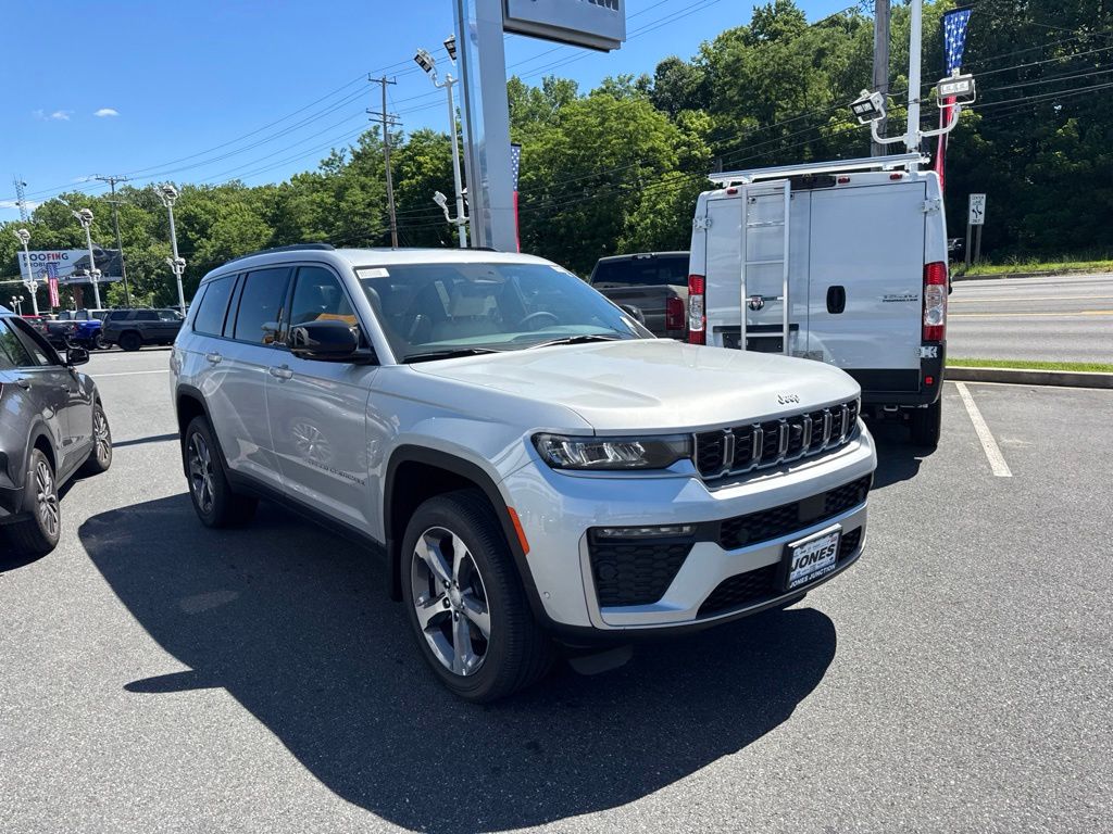New 2026 Jeep Grand Cherokee L LIMITED 4X4 Sport Utility