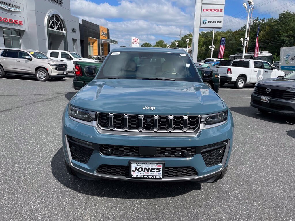 New 2027 Jeep Grand Cherokee Limited Sport Utility