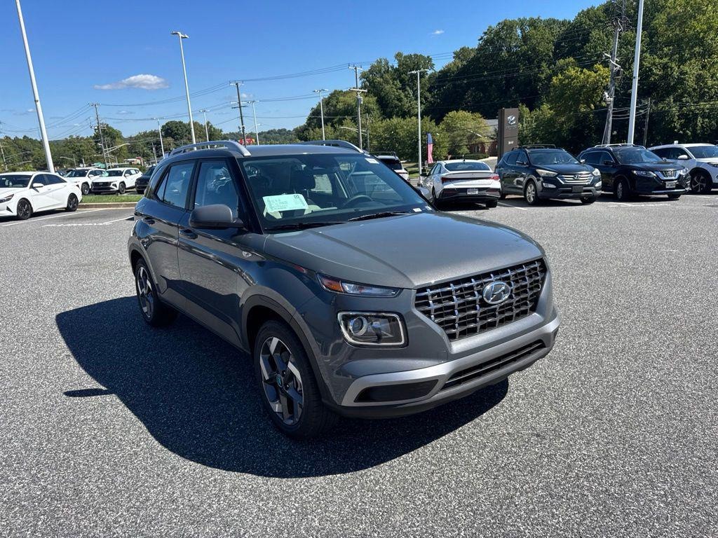 New 2026 Hyundai Venue SEL SUV