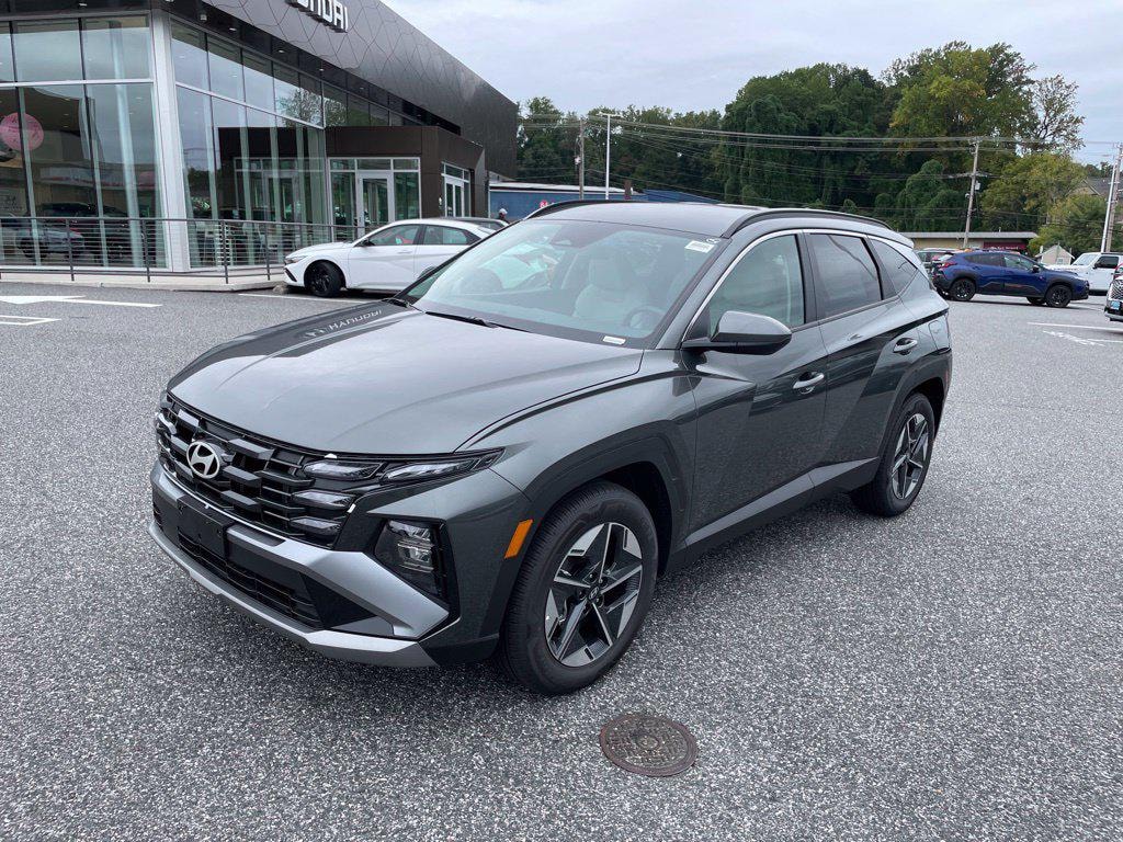 New 2026 Hyundai Tucson Hybrid SEL FWD SUV