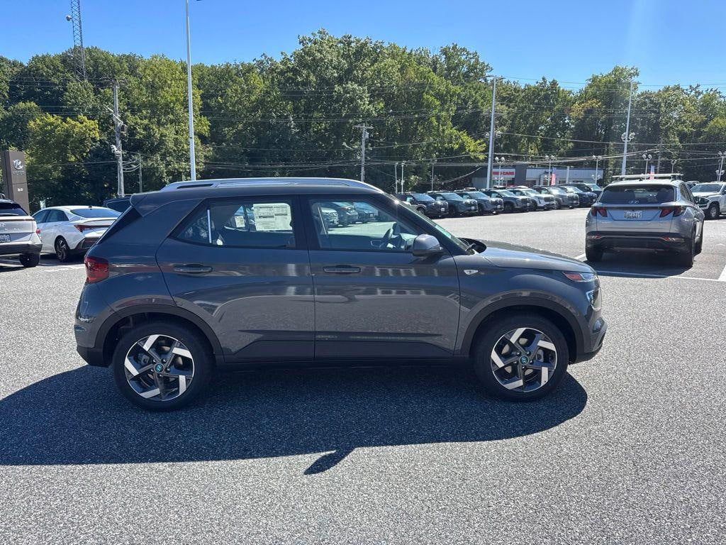 New 2026 Hyundai Venue SEL SUV