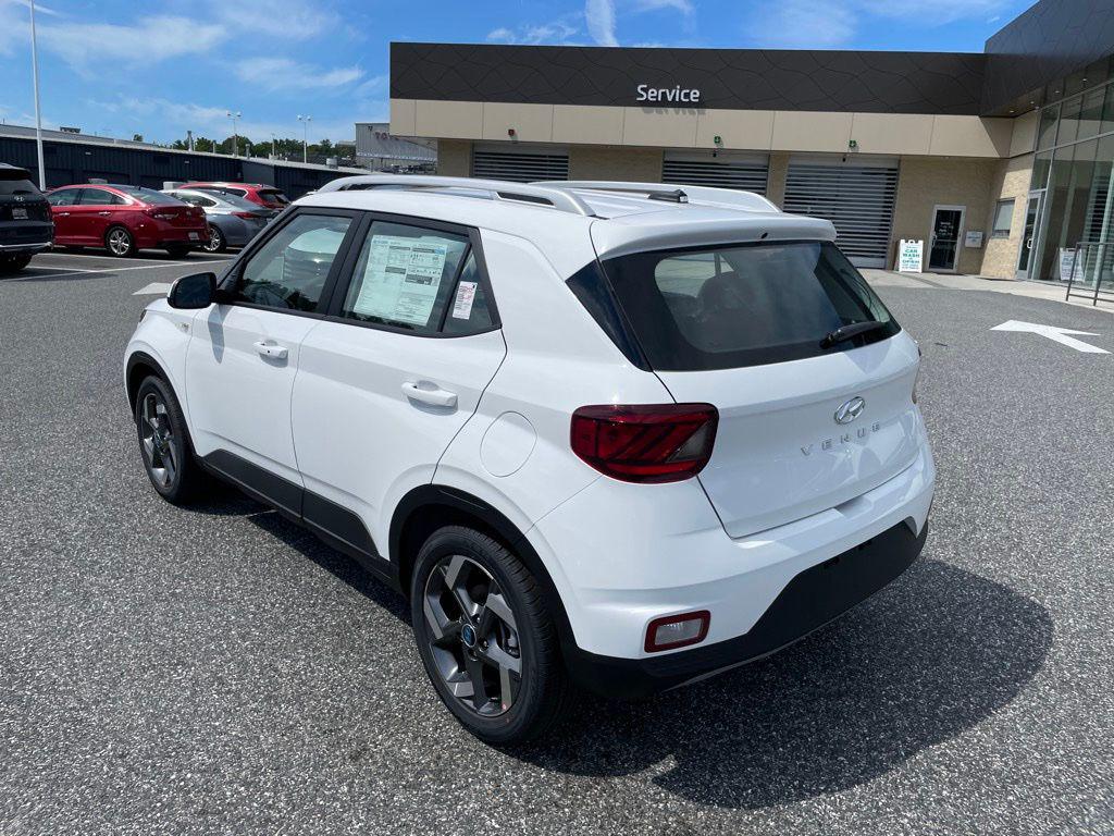 New 2026 Hyundai Venue SEL SUV