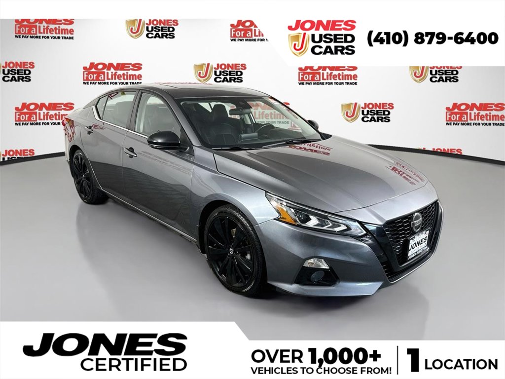 2022 Nissan Altima SR