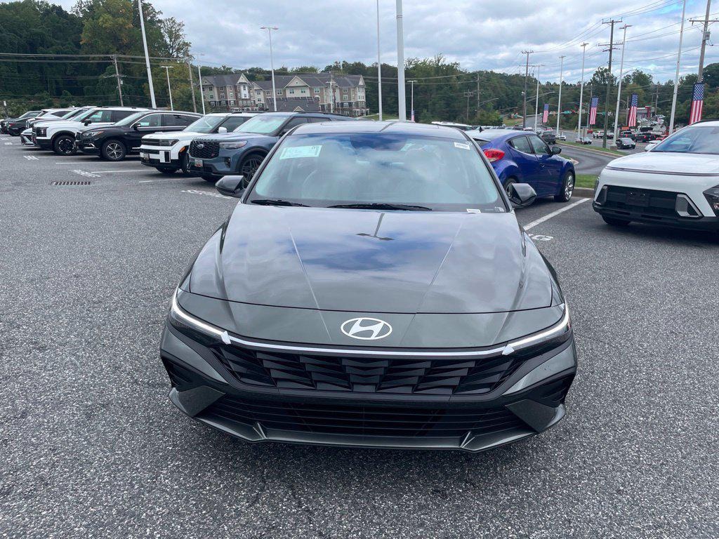 New 2026 Hyundai Elantra SEL Sport Plus Sedan