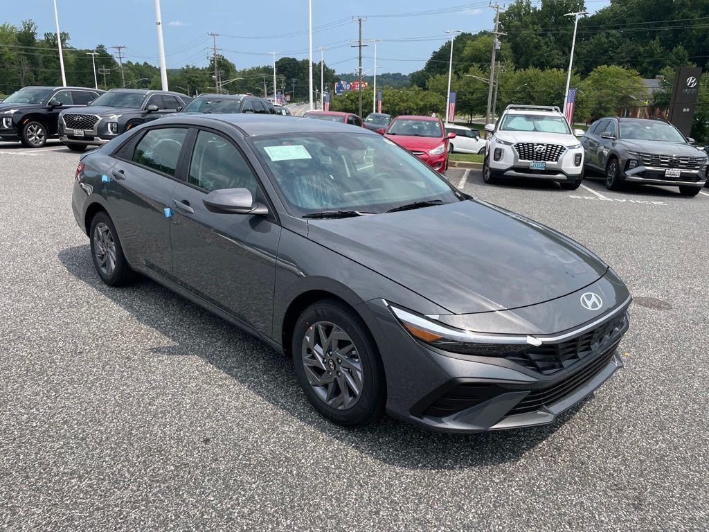 New 2026 Hyundai Elantra Hybrid Blue Sedan
