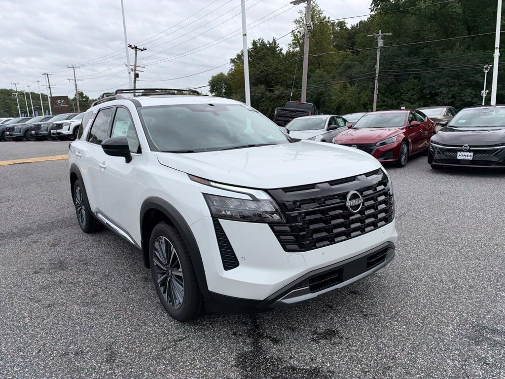 New 2026 Nissan Pathfinder Platinum SUV