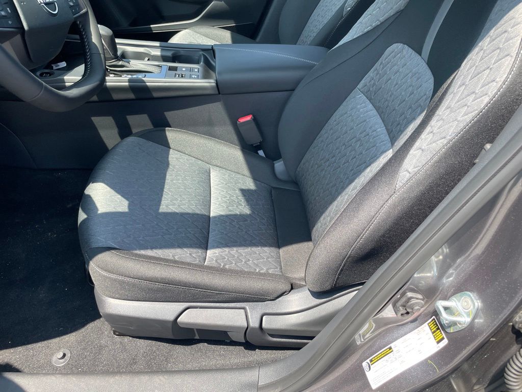 2026 Nissan Sentra SV - Photo 10