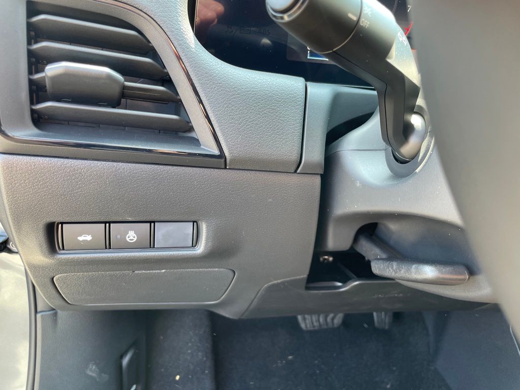 2026 Nissan Sentra SV - Photo 12