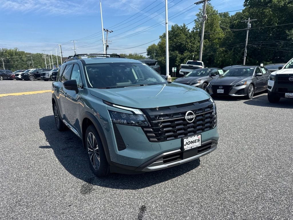 New 2026 Nissan Pathfinder Platinum SUV