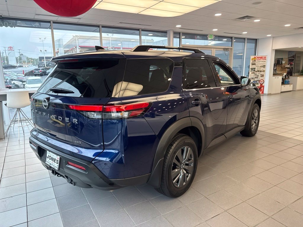 New 2026 Nissan Pathfinder SV SUV