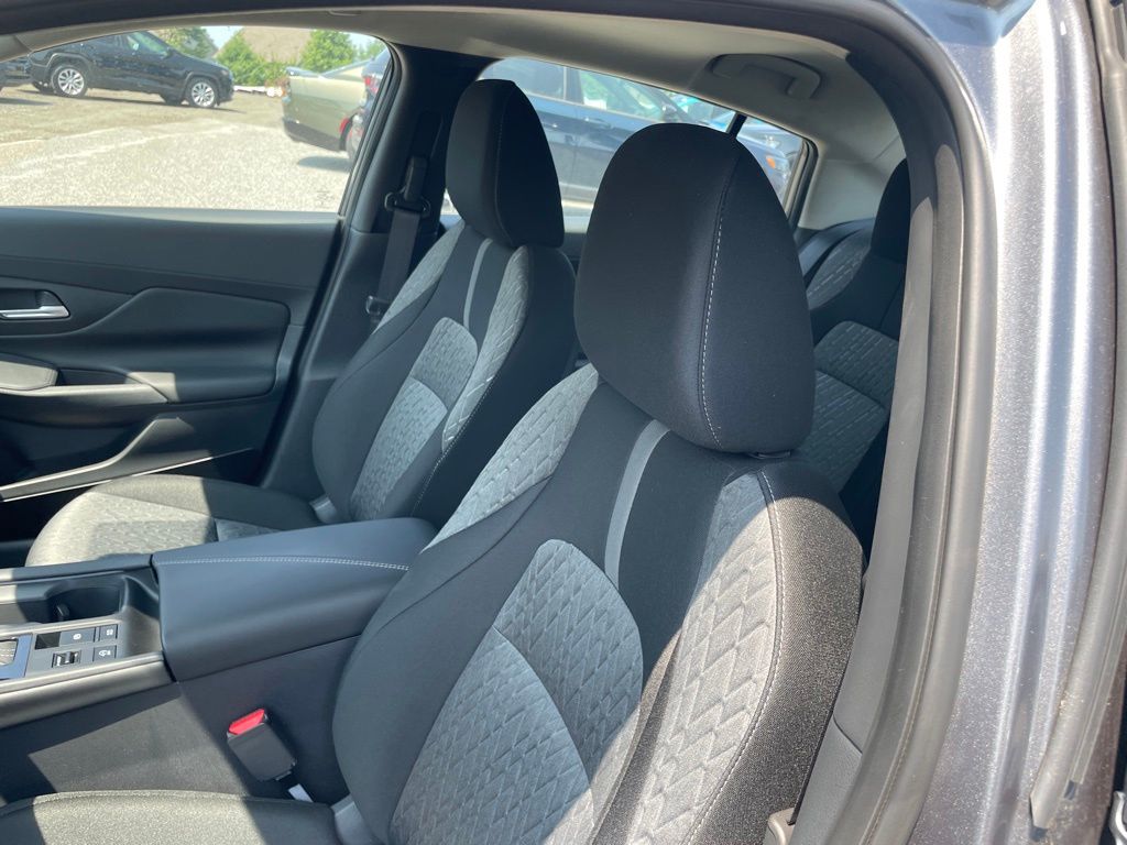 2026 Nissan Sentra SV - Photo 9