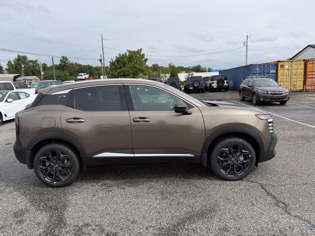 New 2027 Nissan Kicks SR SUV