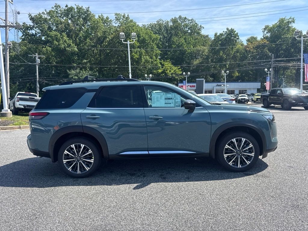 New 2026 Nissan Pathfinder Platinum SUV