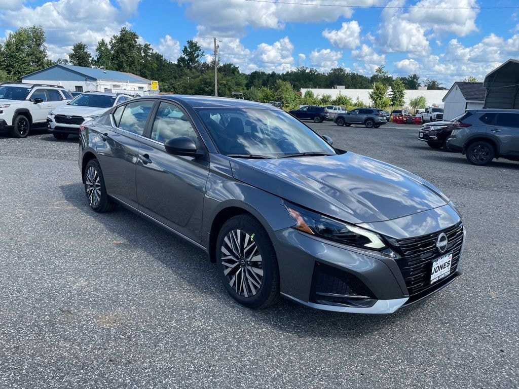 New 2026 Nissan Altima SV Sedan
