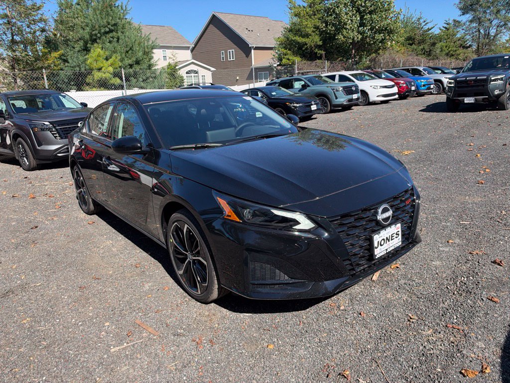 New 2026 Nissan Altima 2.5 SR Sedan