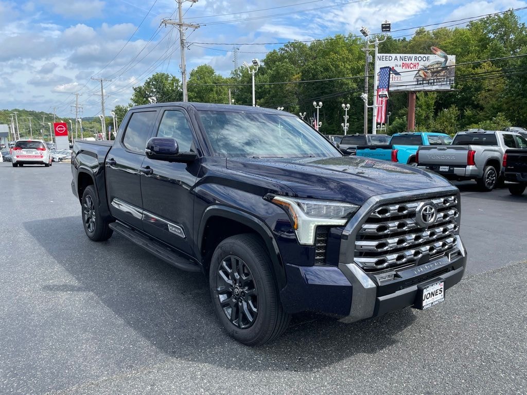 New 2026 Toyota Tundra Platinum PLATINUM CREWMAX 5.5