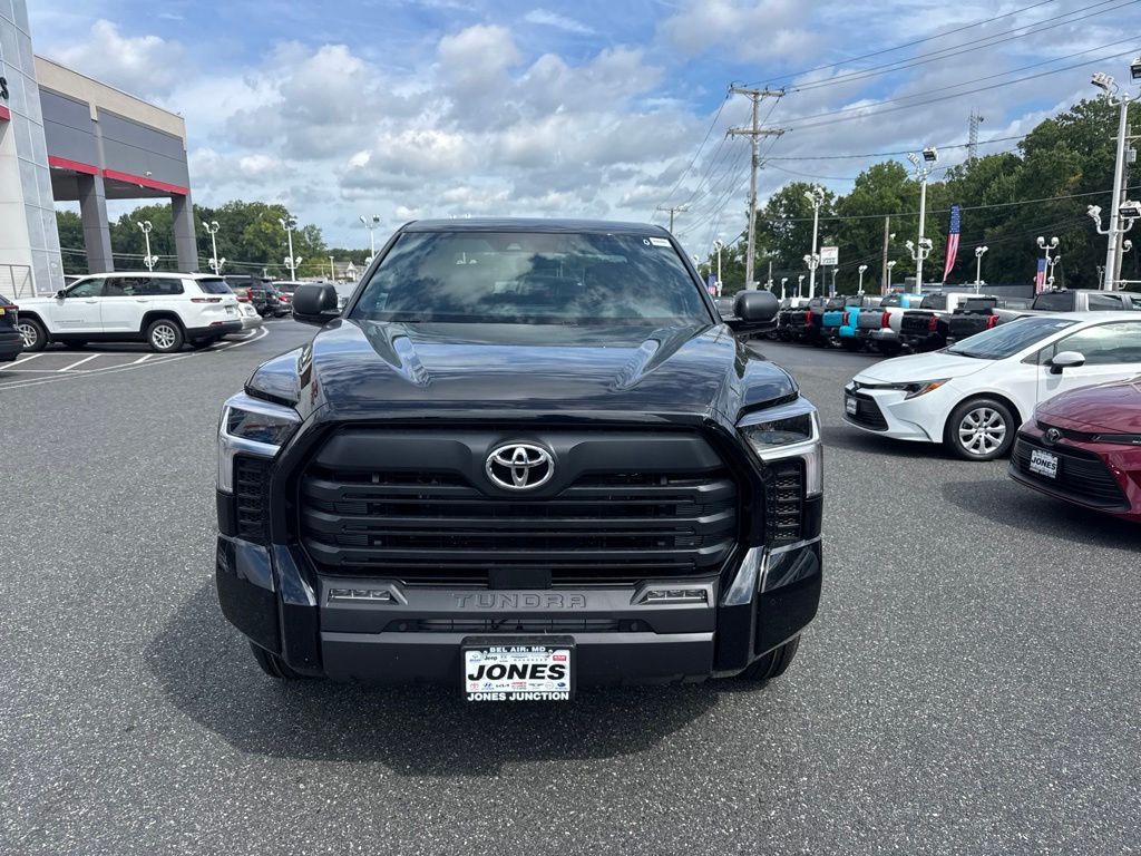 New 2026 Toyota Tundra SR5 SR5 CREWMAX 5.5
