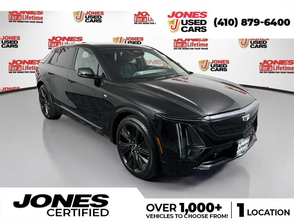 2024 Cadillac LYRIQ Sport 3