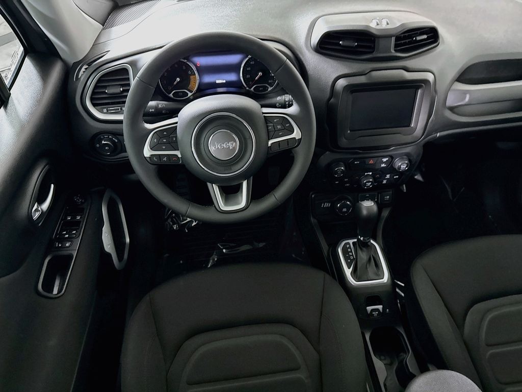Used 2021 Jeep Renegade Latitude SUV