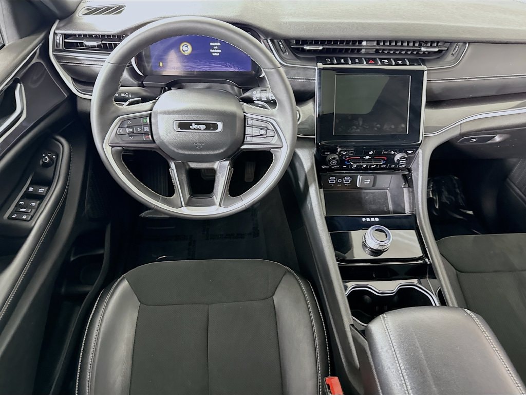 Used 2023 Jeep Grand Cherokee Altitude X SUV