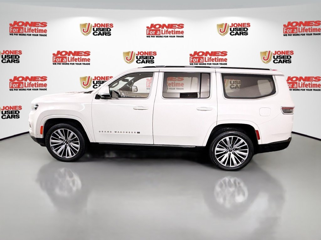2022 Jeep Grand Wagoneer Series III - Photo 16