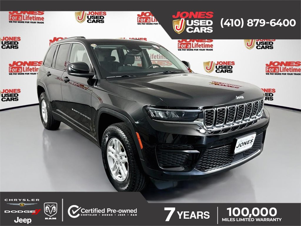 Used 2023 Jeep Grand Cherokee Laredo SUV