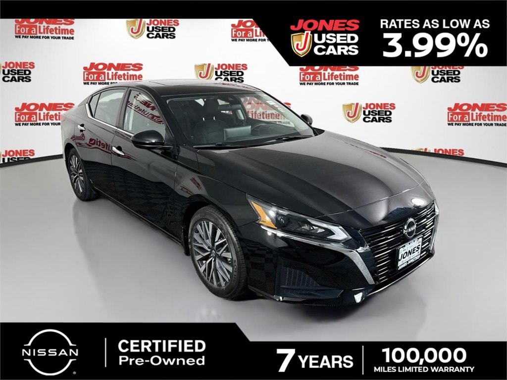 Used 2023 Nissan Altima 2.5 SV Sedan