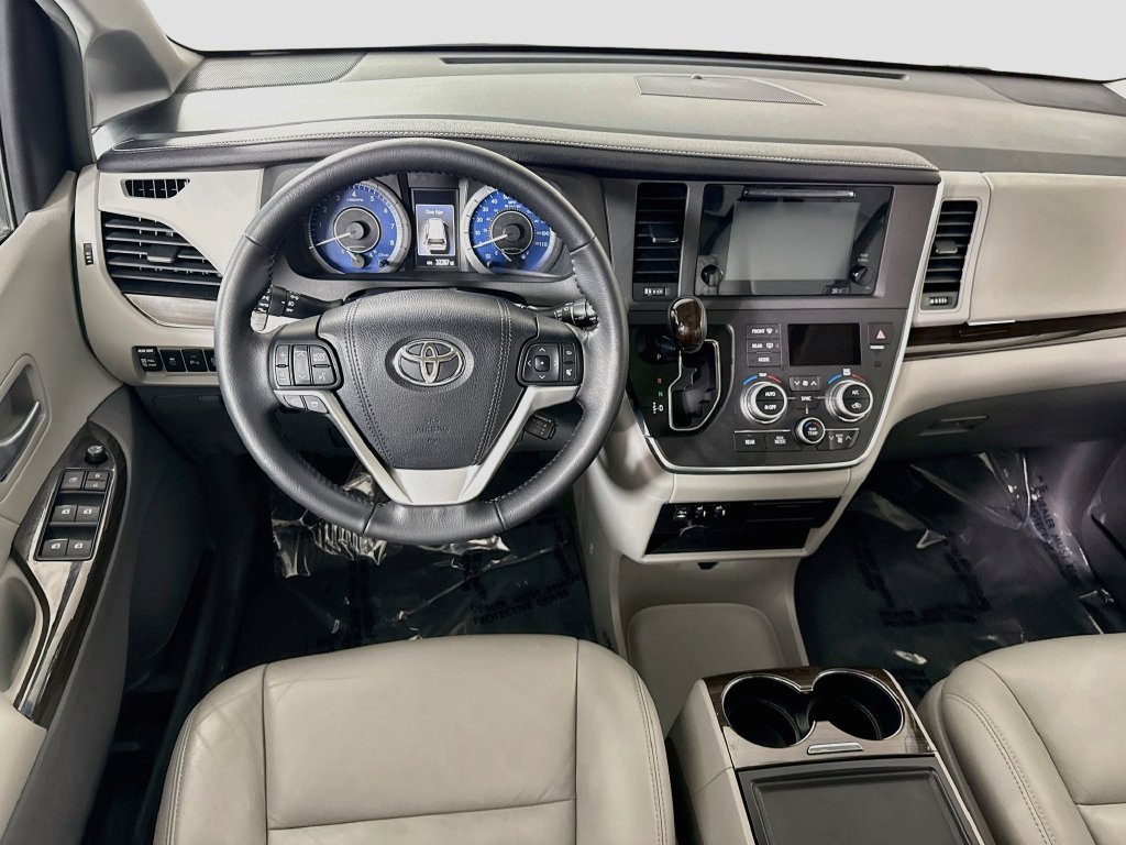 Used 2015 Toyota Sienna XLE Passenger Van