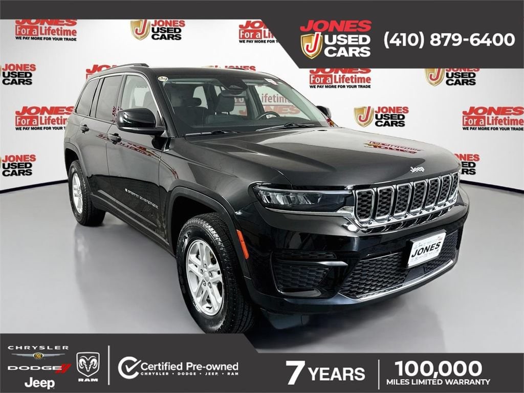 Used 2023 Jeep Grand Cherokee Laredo SUV