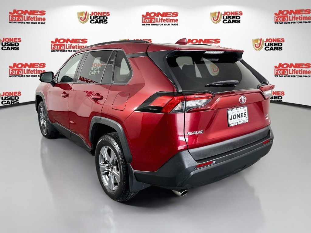 Used 2022 Toyota RAV4 XLE SUV